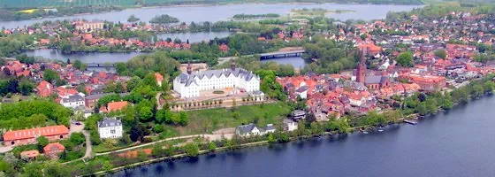 Schlo&szlig; Pl&ouml;n